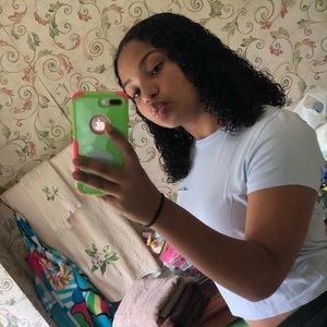 Meet your Posher, Gabrielle